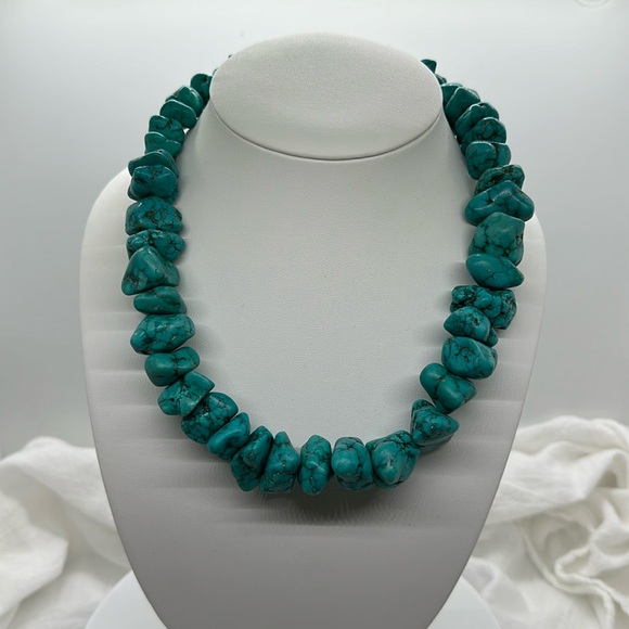 Jewelry - Chunky Turquoise Necklace